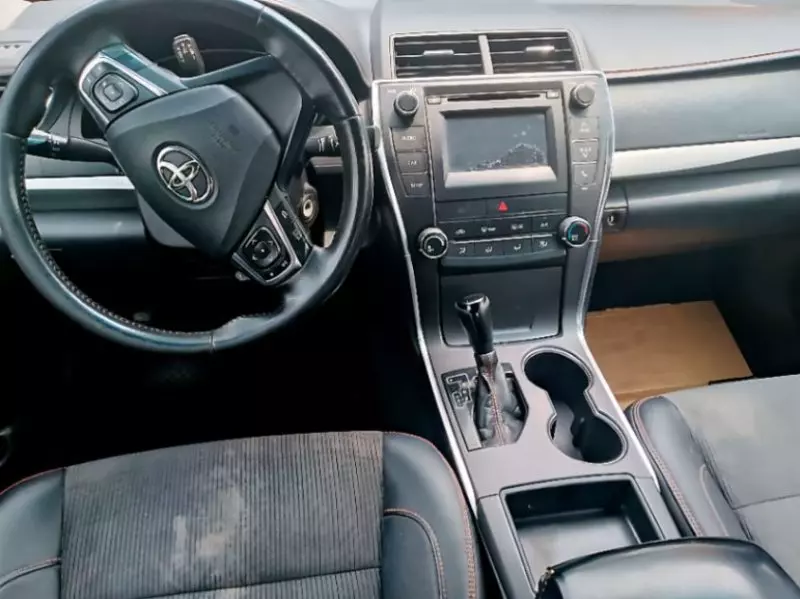 Toyota Camry   - 2017