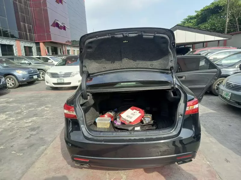 Toyota Avalon   - 2015