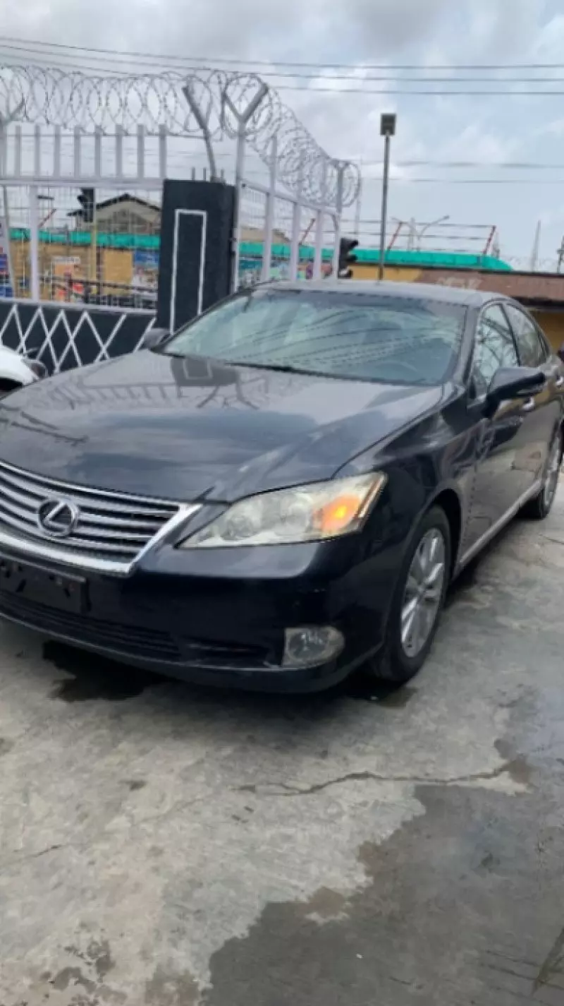 Lexus ES 250