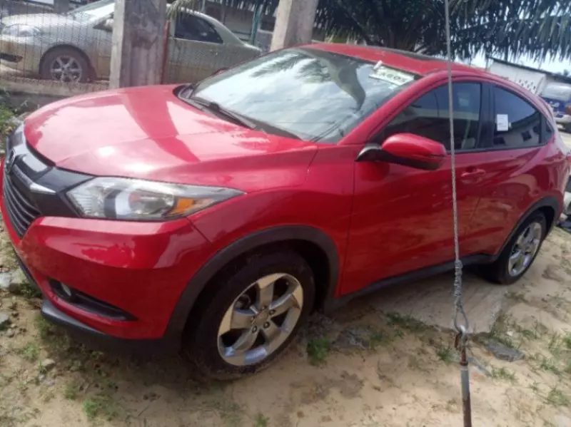 Honda HR-V   - 2016