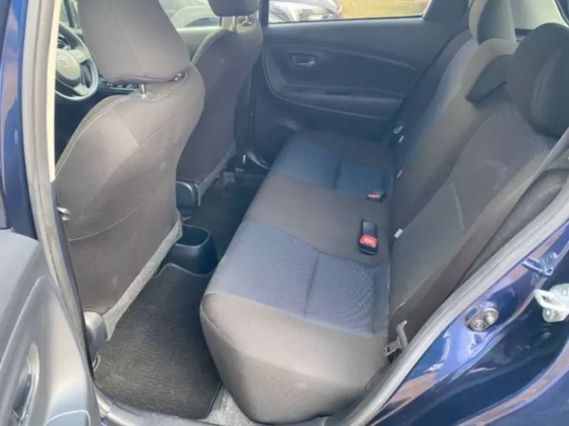 Toyota Vitz   - 2018