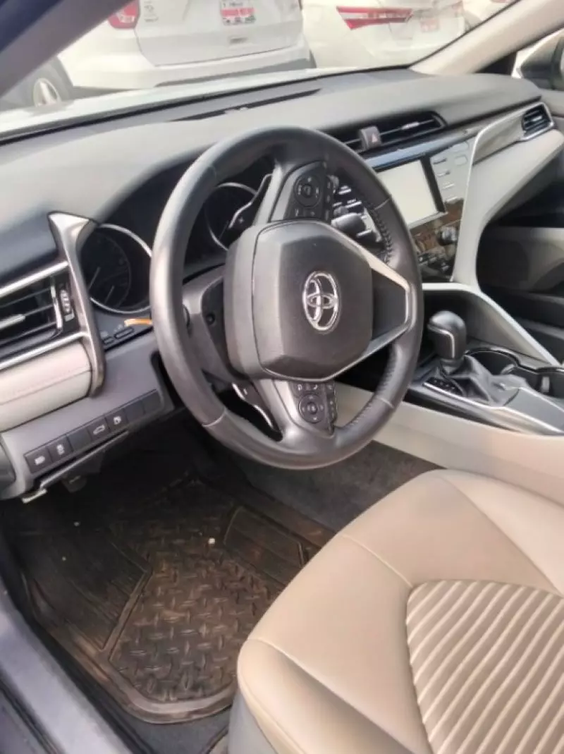 Toyota Camry   - 2018