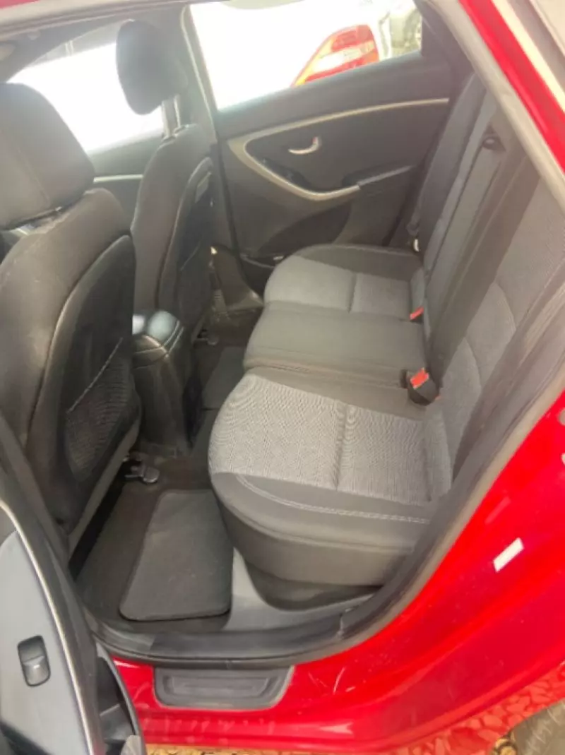 Hyundai Elantra GT   - 2017