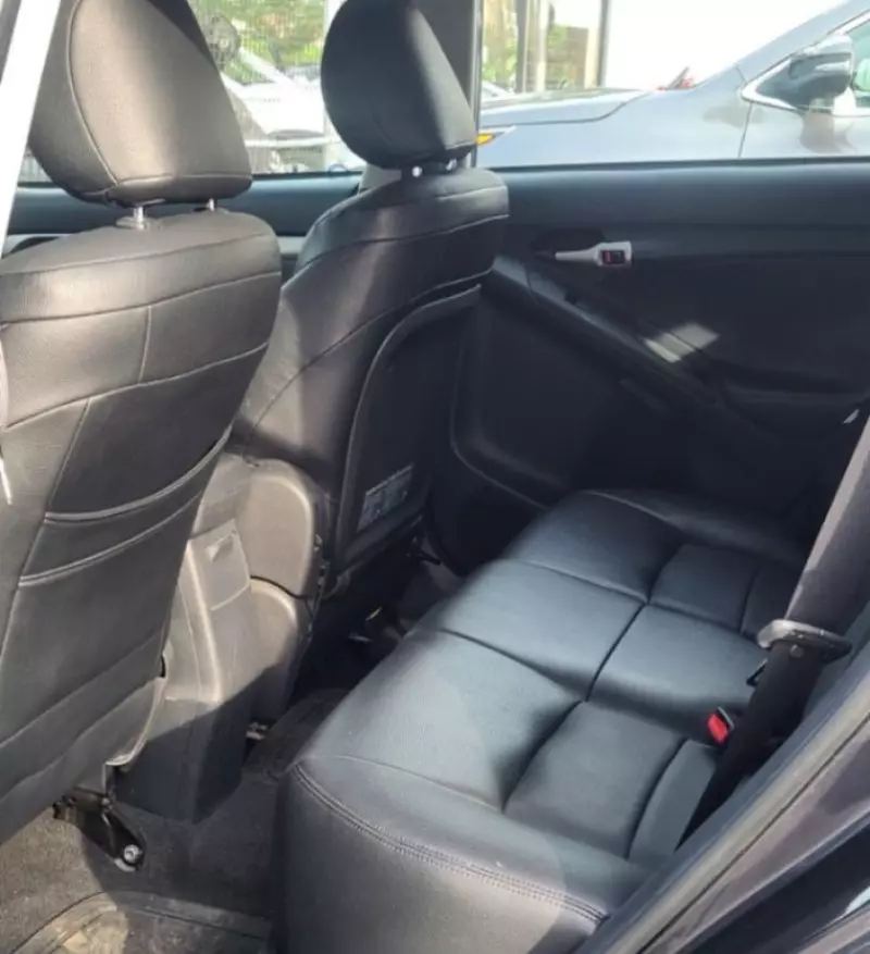 Toyota Matrix   - 2010