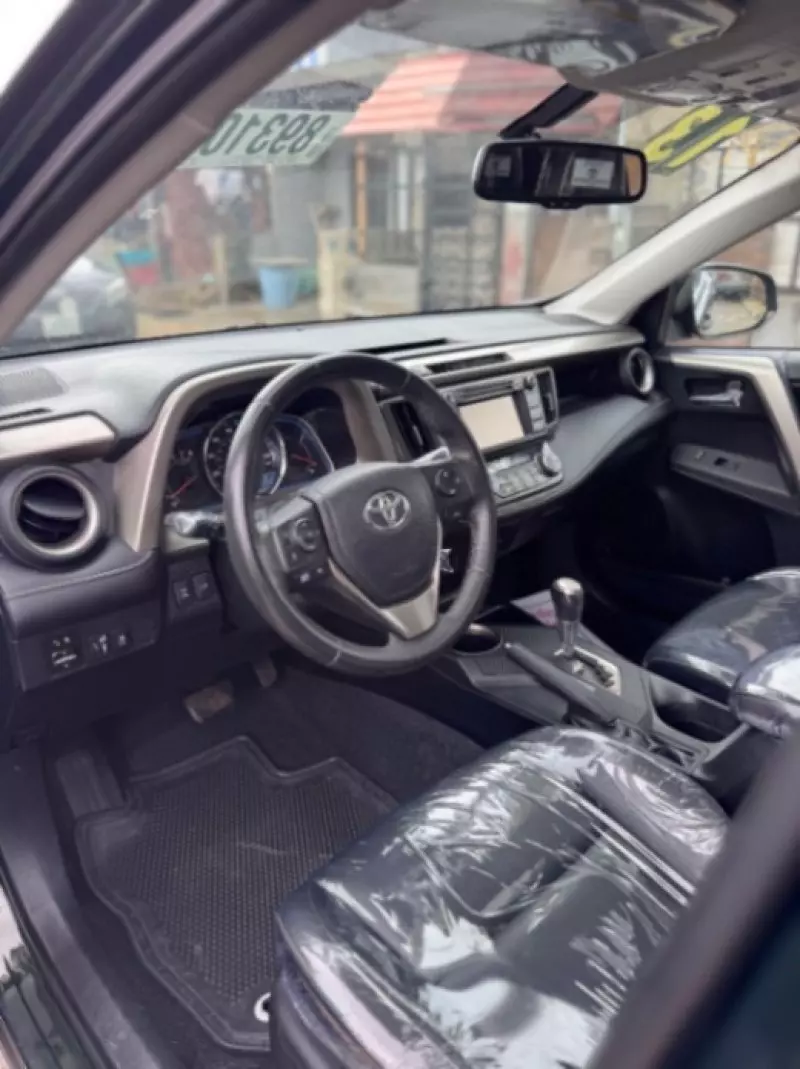 Toyota RAV 4   - 2013