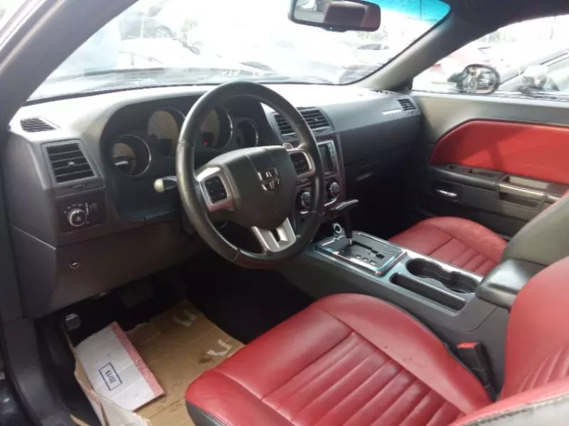 Dodge Challenger   - 2014