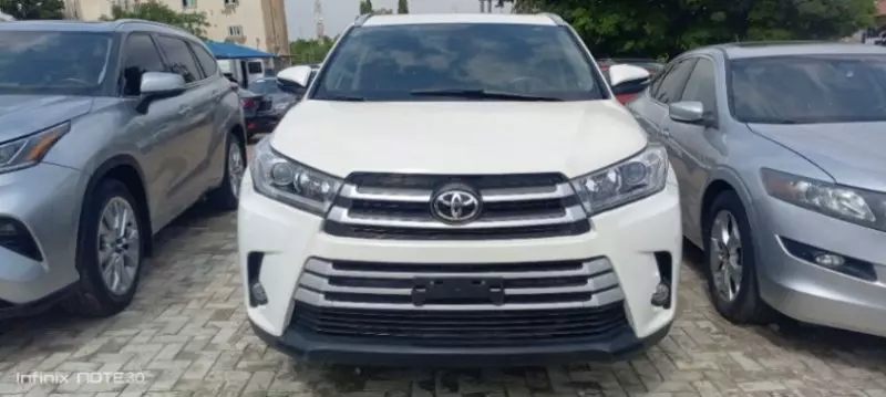 Toyota Grand Highlander   - 2018
