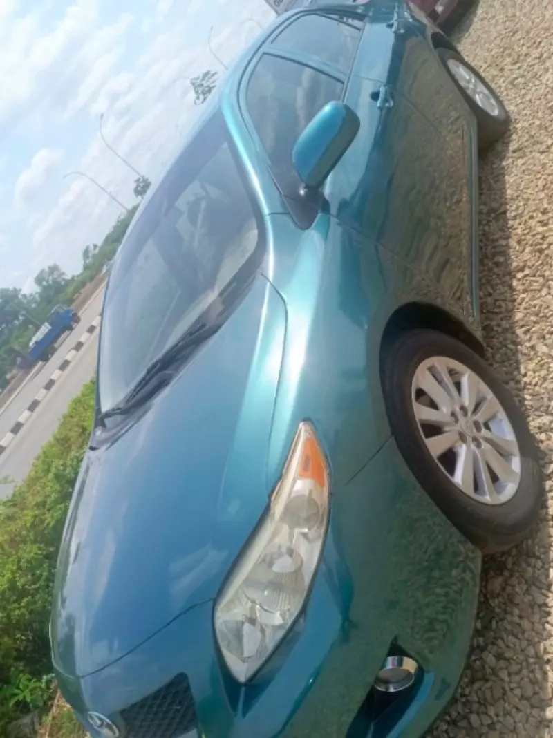 Toyota Corolla   - 2010
