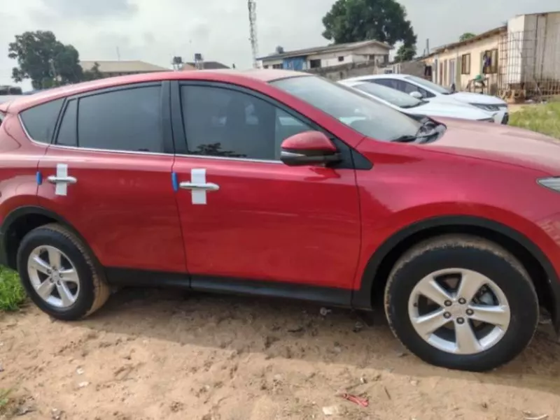 Toyota RAV 4   - 2013