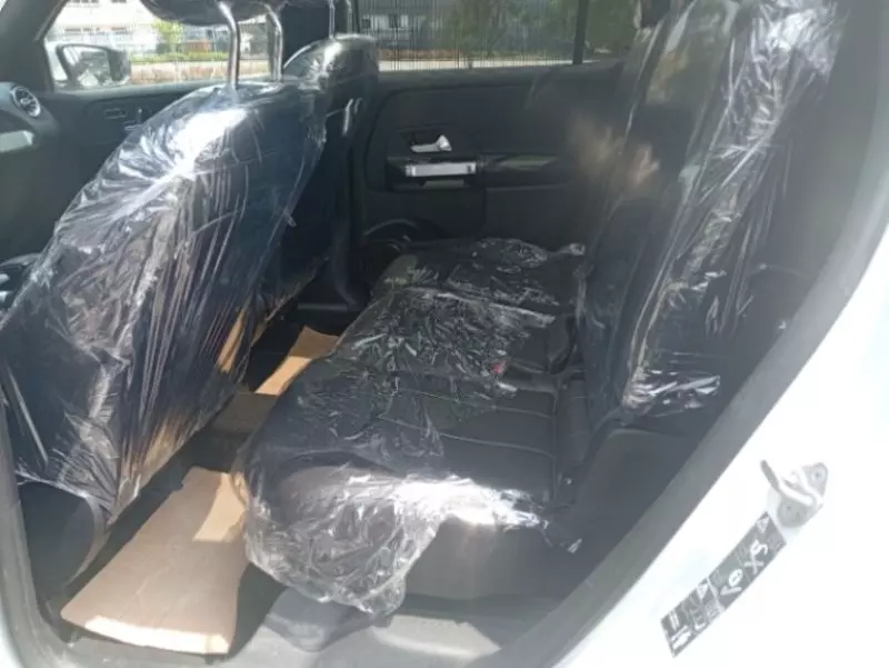 Mercedes-Benz GLB 250 - 2021