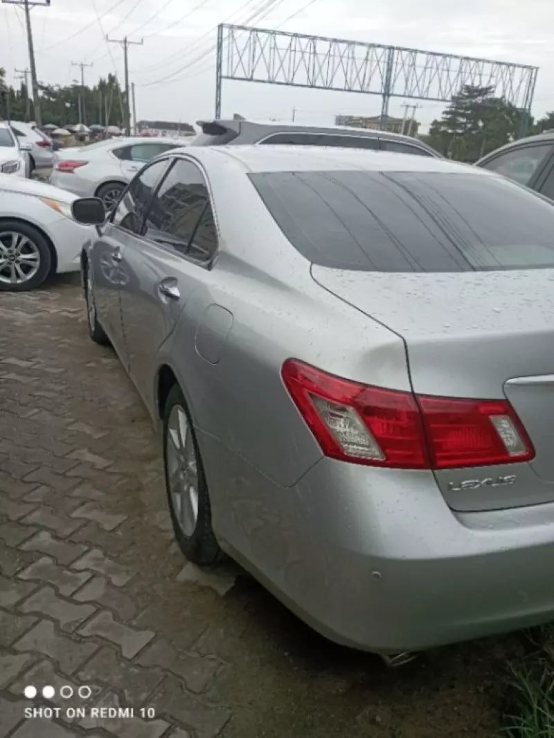 Toyota Lexus RX 350h   - 2009