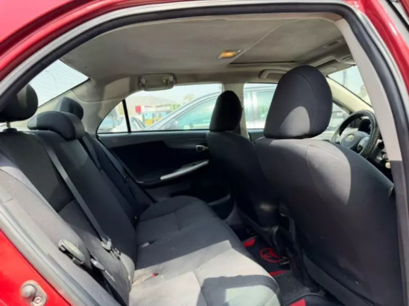 Toyota Corolla - 2010