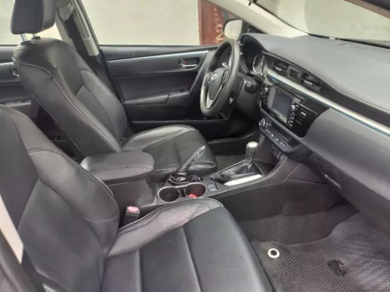 Toyota Corolla   - 2013