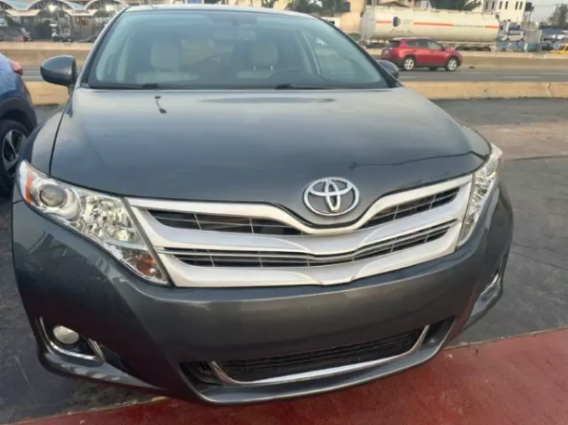 Toyota Venza   - 2011