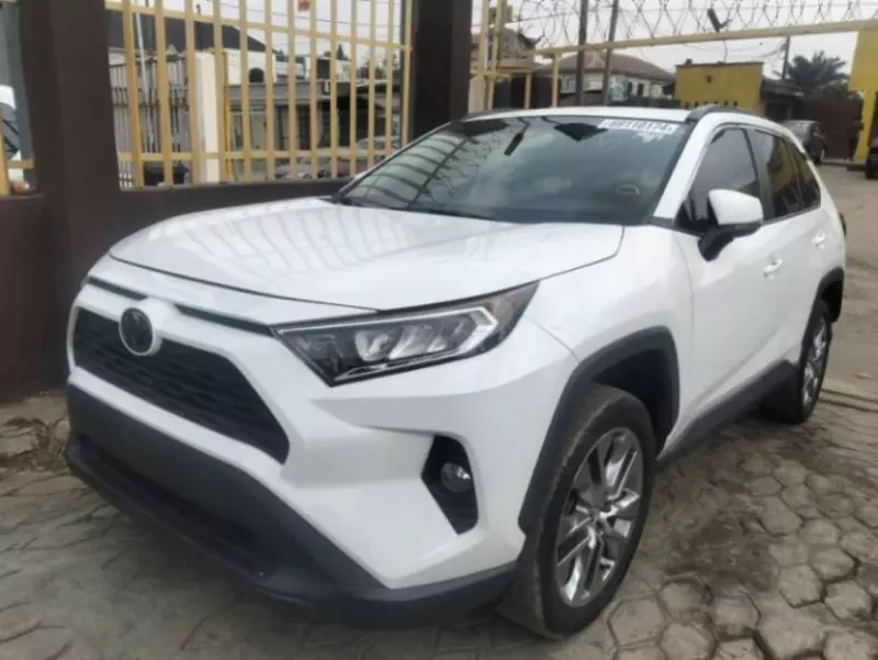 Toyota RAV4   - 2020