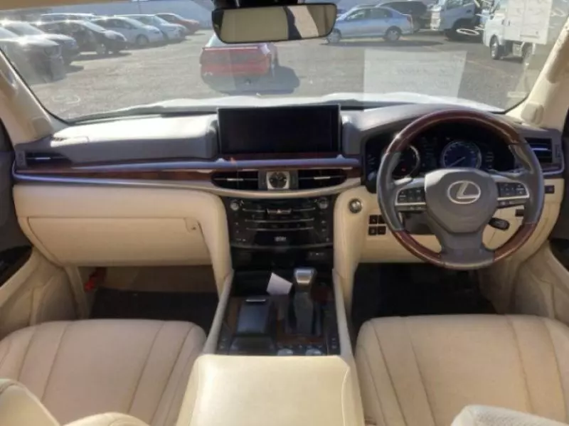 Lexus LX 570   - 2018