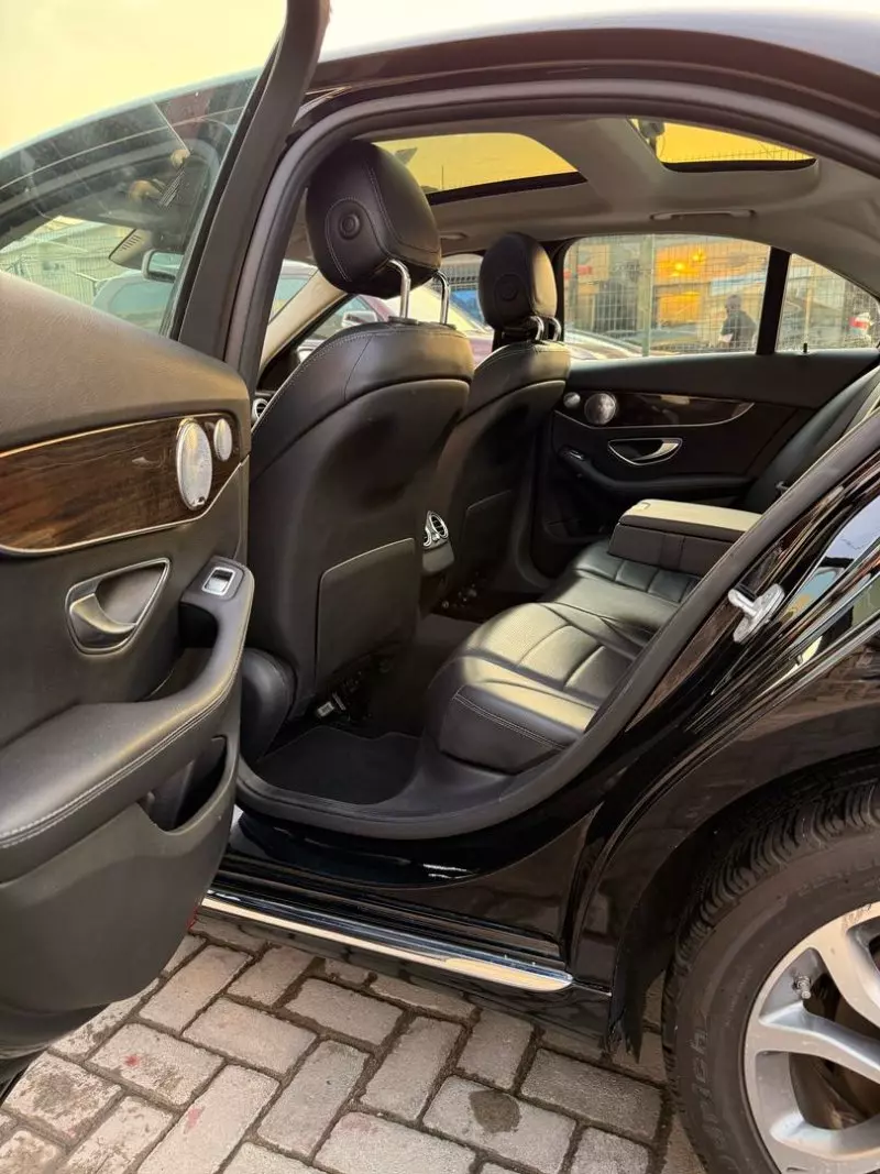 Mercedes-Benz C 300   - 2016