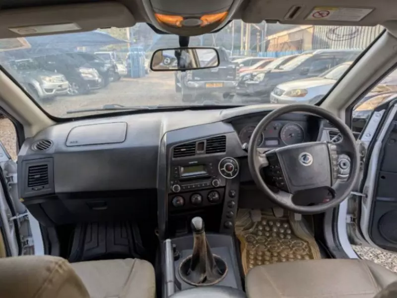 Ssangyong Actyon   - 2012