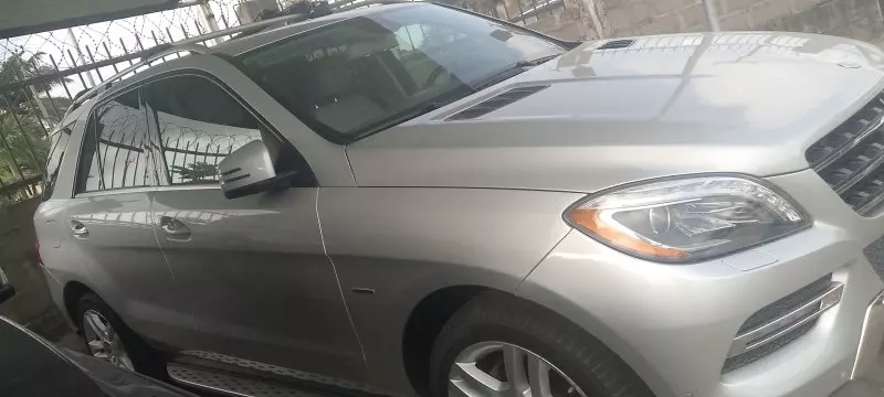 Mercedes-Benz ML 350   - 2012