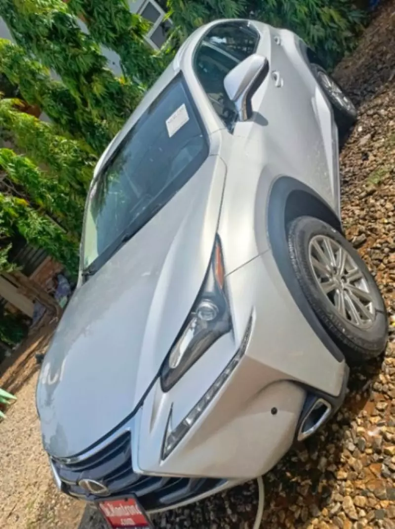 Lexus NX 200T   - 2016