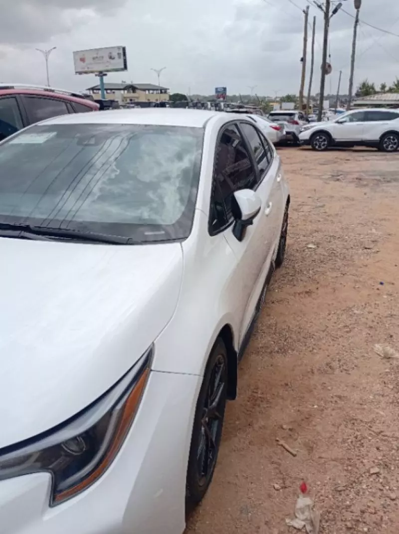 Toyota Corolla   - 2020