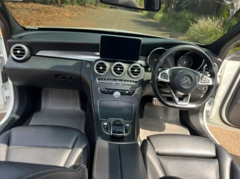 Mercedes-Benz 200   - 2016