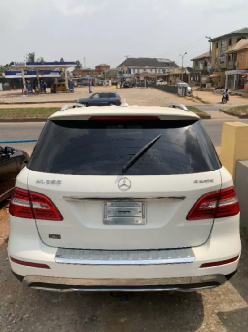 Mercedes-Benz ML 350