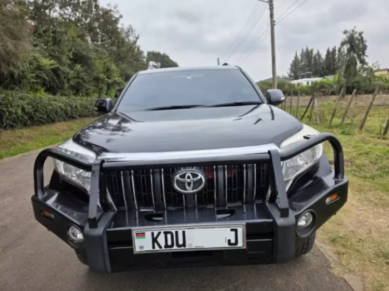 Toyota Landcruiser Prado   - 2013