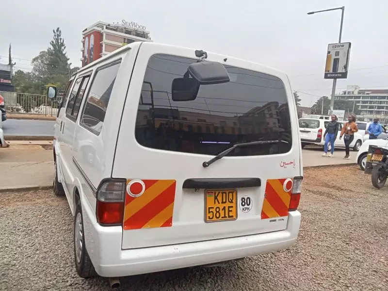 Mazda Bongo   - 2017