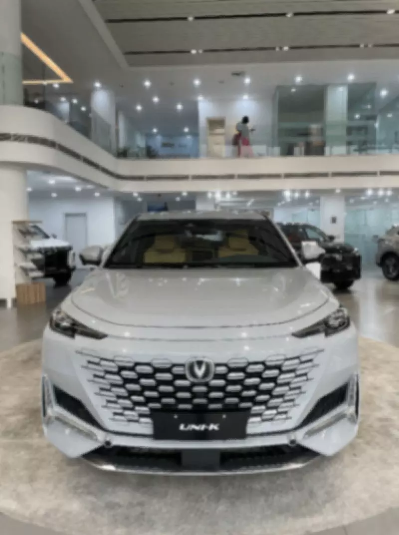 CHANGAN Uni-k - 2025