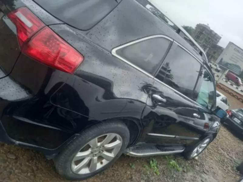 Acura MDX   - 2011
