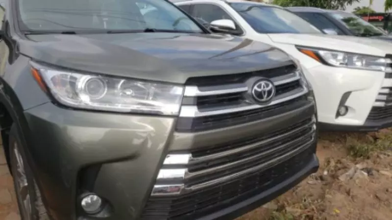 Toyota Highlander - 2015
