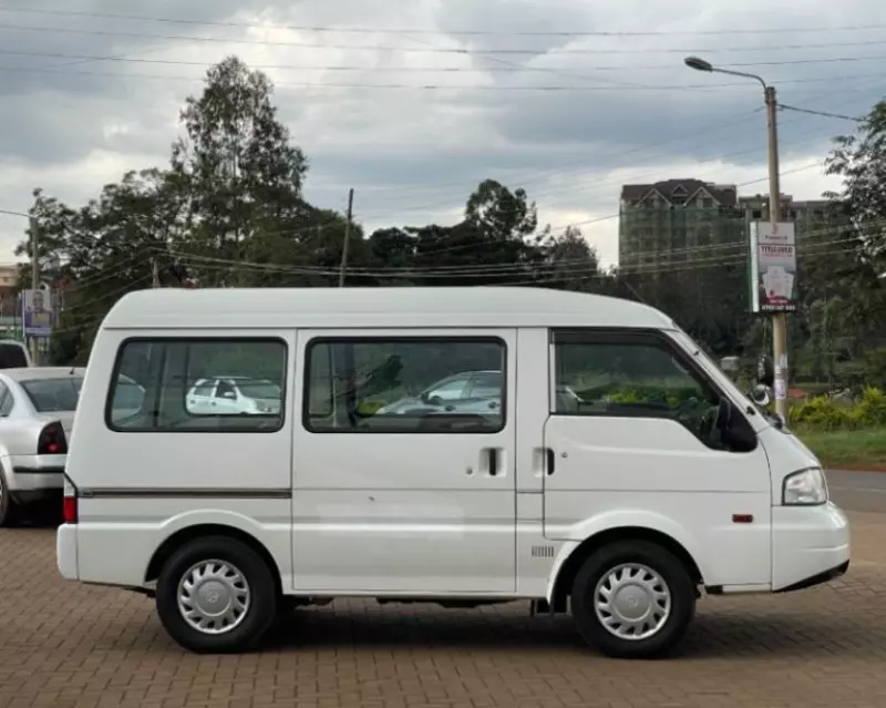 Mazda Bongo   - 2018