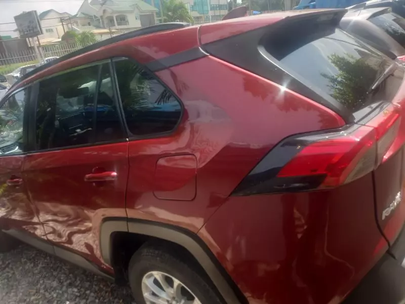 Toyota RAV 4   - 2020