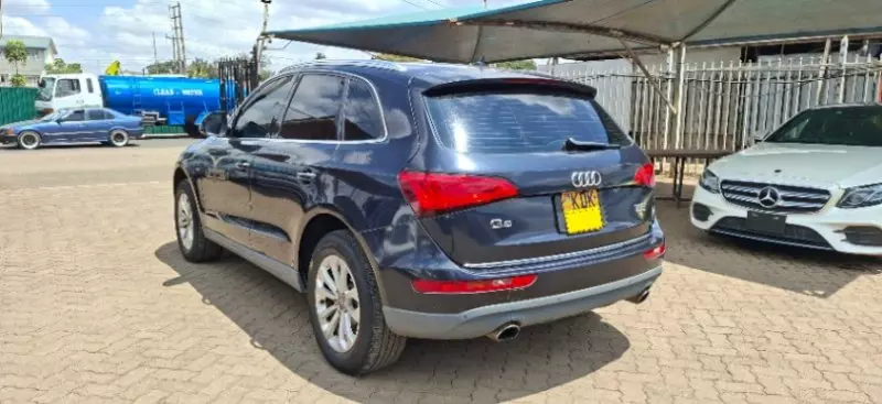 Audi Q5   - 2015