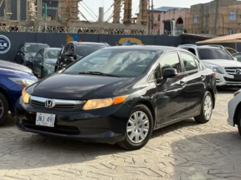 Honda Civic   - 2012