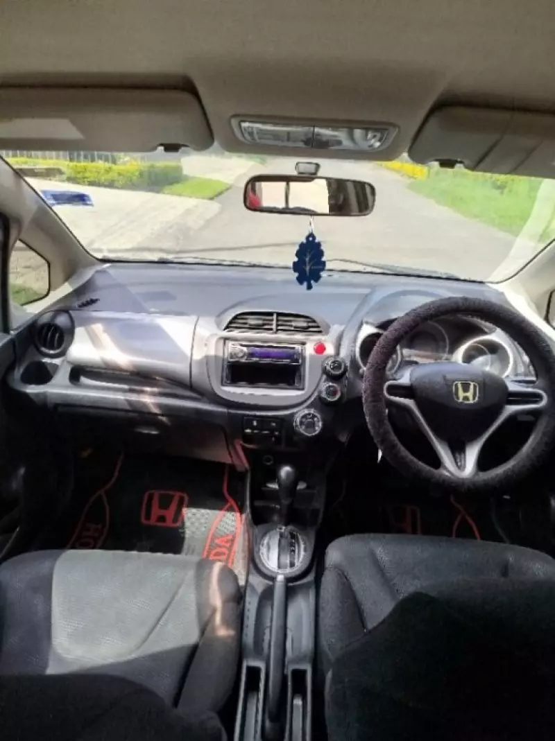 Honda Fit   - 2008