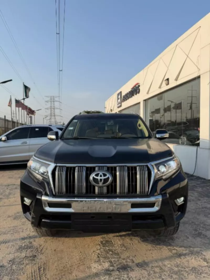 Toyota Prado   - 2014