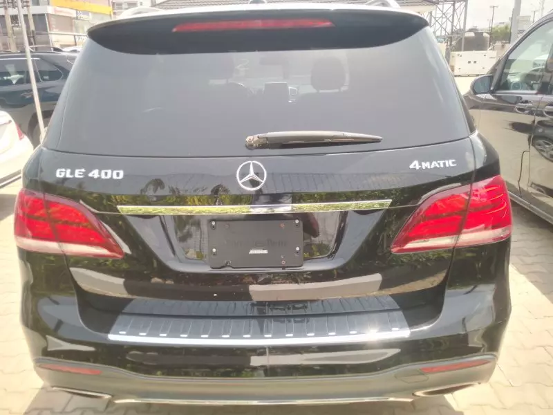 Mercedes-Benz GLE 400   - 2016