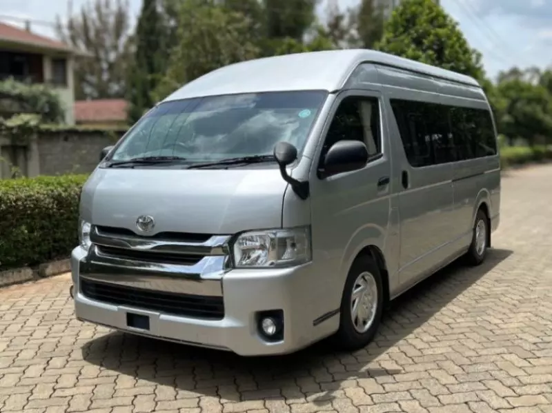 Toyota Hiace - 2019