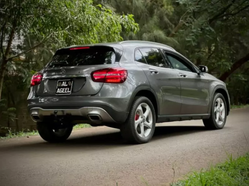 Mercedes-Benz GLA 220   - 2018