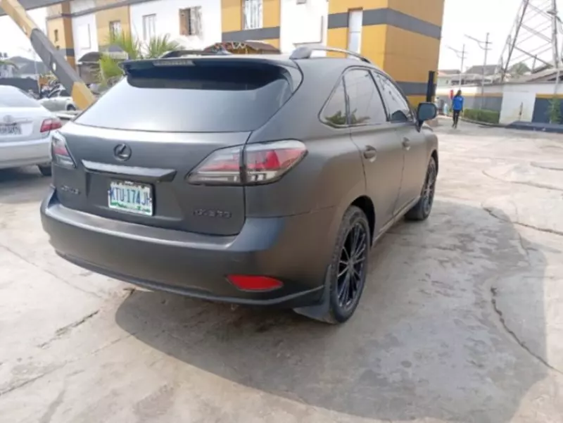 Lexus RX   - 2010