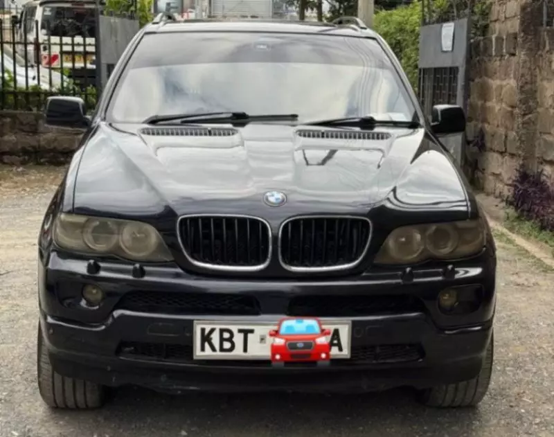 BMW X5   - 2005