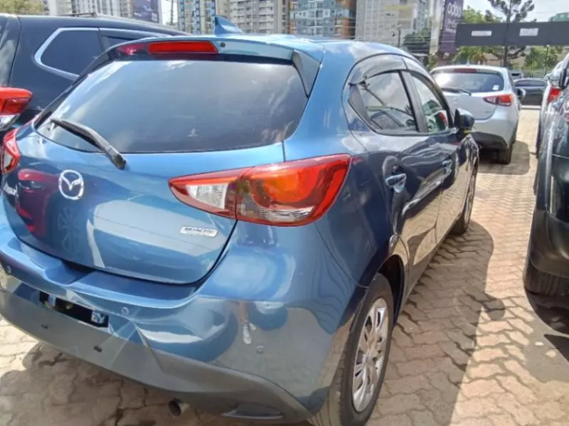 Mazda Demio   - 2017