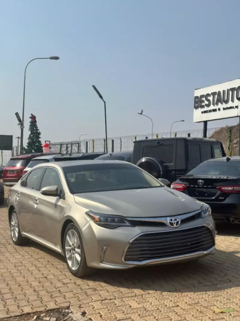 Toyota Avalon