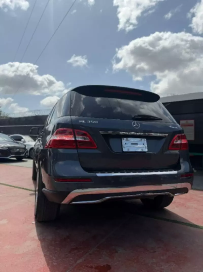 Mercedes-Benz ML-Class   - 2014