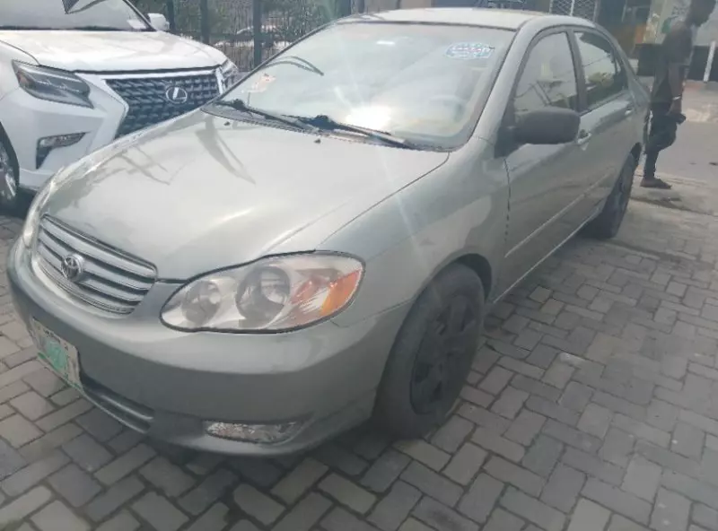 Toyota Corolla   - 2006