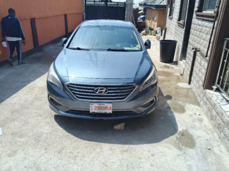 Hyundai Sonata   - 2015
