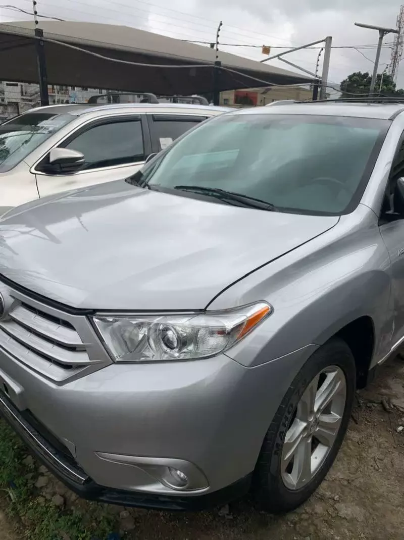 Toyota Highlander   - 2008