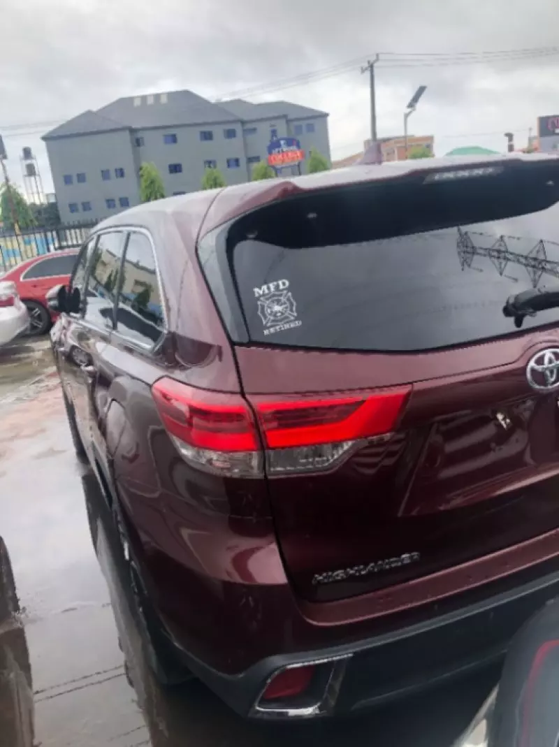 Toyota Highlander   - 2009